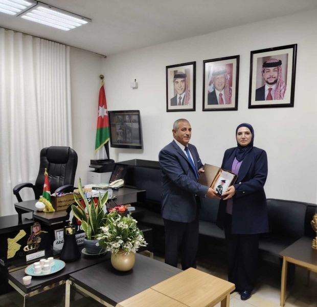 حزب الإصلاح فرع البلقاء يكرّم معلمين وقيادات تربوية في عين الباشا ضمن مبادرة «شكرًا معلمي»