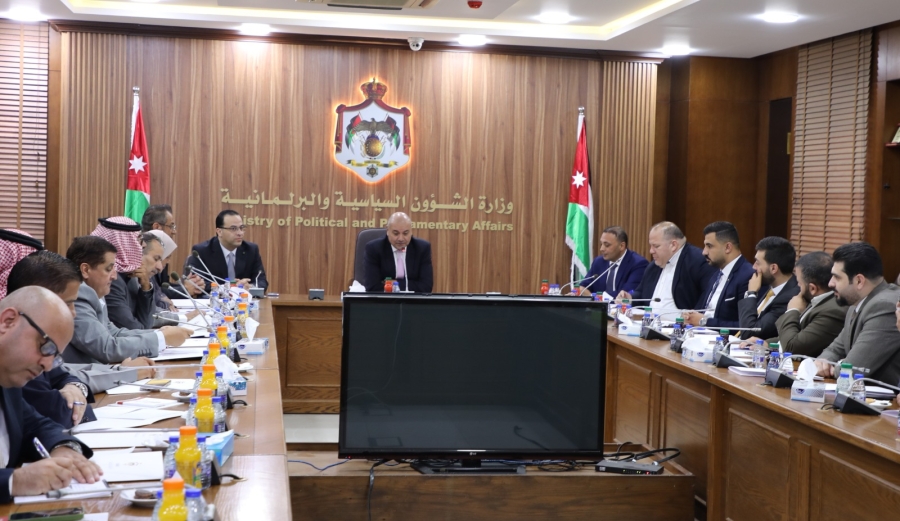العودات يلتقي حزب الاصلاح .. صور