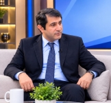في حوار مع 
